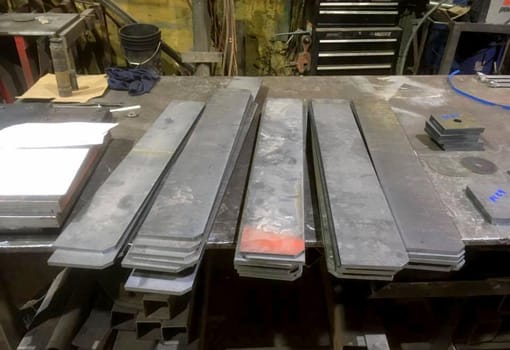 Pices pour la fabrication d'architectures en acier pieces nécessaire à la construction de structures d'acier réalisées sur mesure